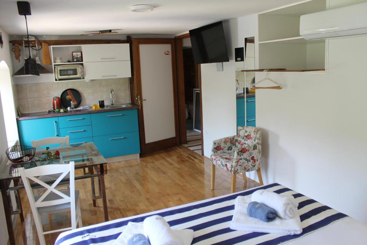 Apartmani Peljesac Sova 斯瑞瑟尔 外观 照片